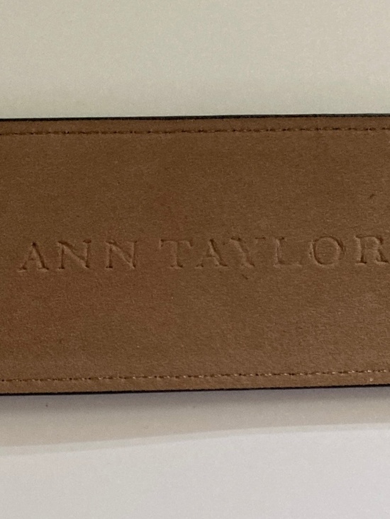 Ann Taylor Black Croc-Embossed Leather Belt/Gold Tone Buckle/137928/Size M/NWT! main image 7